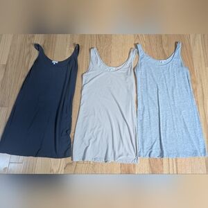 Three Splendid Long Stretchy Layers Tanks Medium